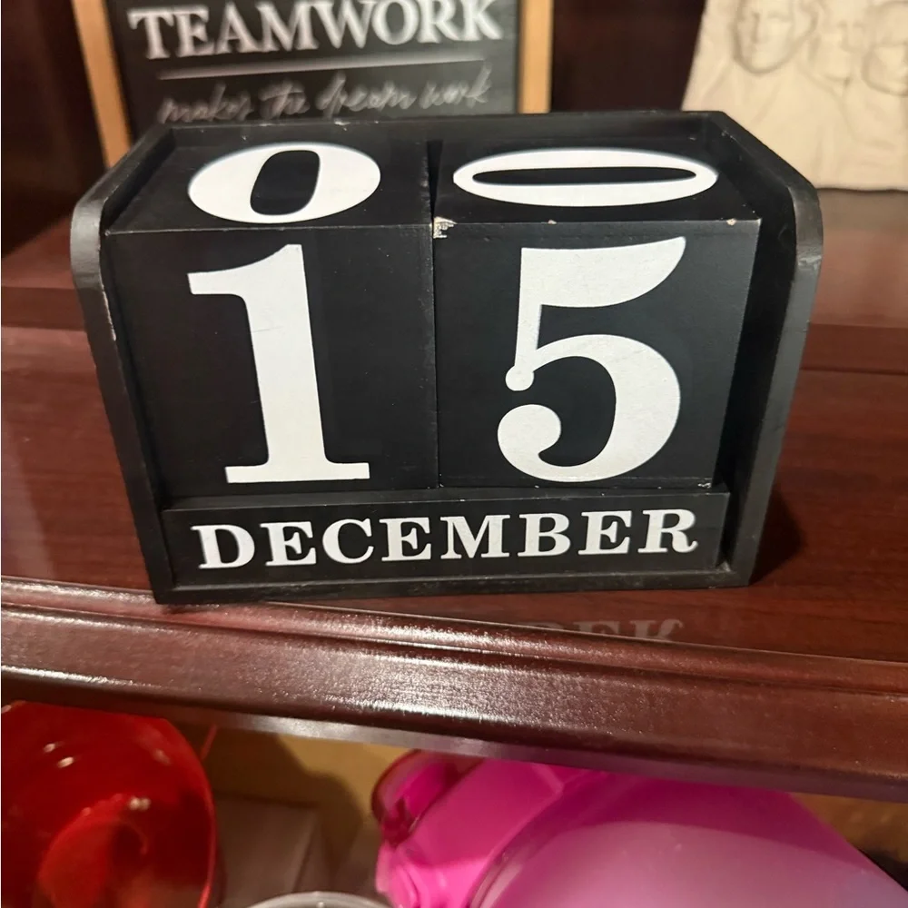 Black Wooden Perpetual Calendar
